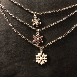 Bundle of Snowflakes Accessories